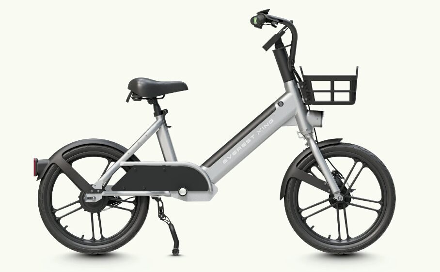 前のカゴ付き電動アシスト自転車